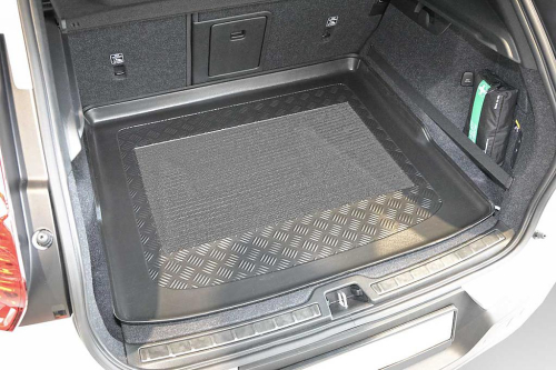 Vana kufru Volvo XC40 SUV