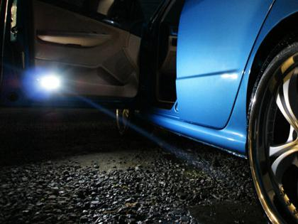 Obrysová LED světla do dveří Škoda Fabia