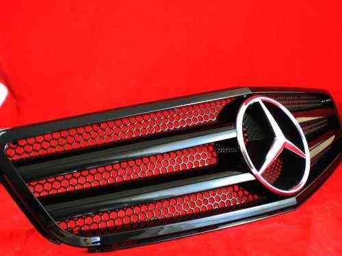 Sportovní maska Mercedes C Class W204, černá lesklá