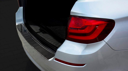 Karbonový kryt prahu zadních dveří BMW 5 F11 Touring 