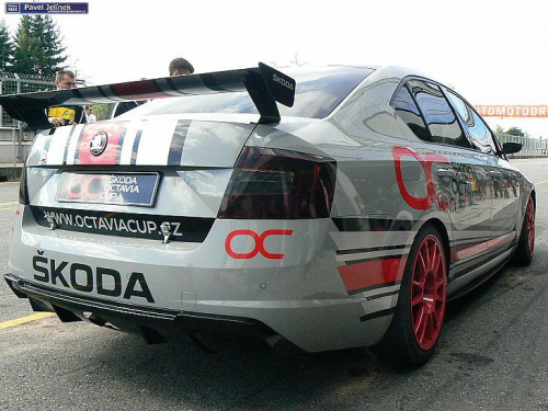 Difuzor zadního nárazníku CUP pro Škoda Octavia III RS / kombi