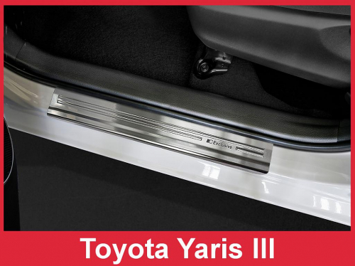 Nerez kryty prahů Toyota Yaris III