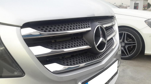 Nerez lišty přední masky Mercedes Vito W447