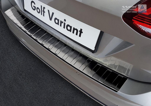 Kryt prahu zadních dveří VW Golf VII combi - černý grafit