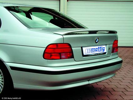 Křídlo BMW E39 - Mattig
