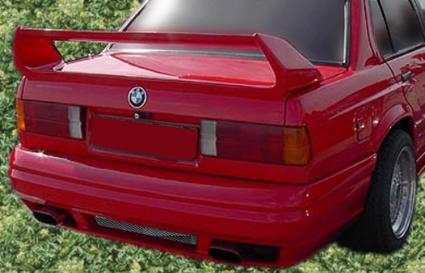Zadní nárazník BMW E30