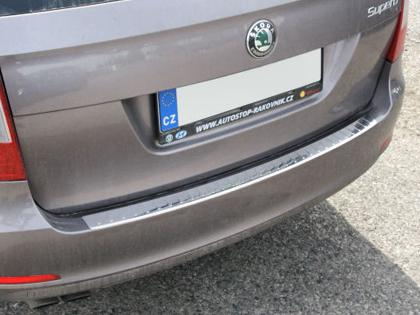 Ochranný práh zadního nárazníku Škoda Superb II kombi