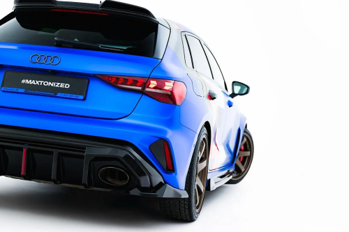 Boční spoilery zadního nárazníku V.3 verze pro Audi RS3 Sportback 8Y Facelift