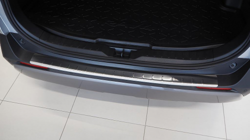 Profilovaný nerez kryt prahu zadních dveří Volkswagen T-Cross