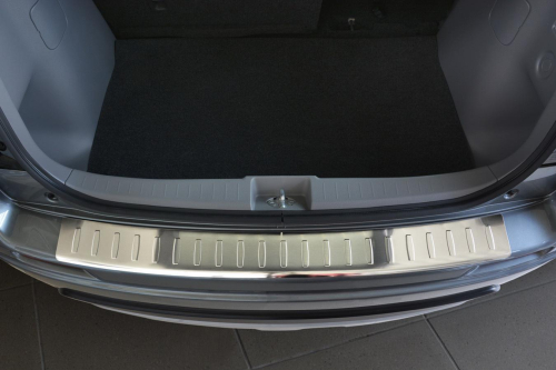Kryt prahu zadních dveří Suzuki SX4 5dvéř. hatchback
