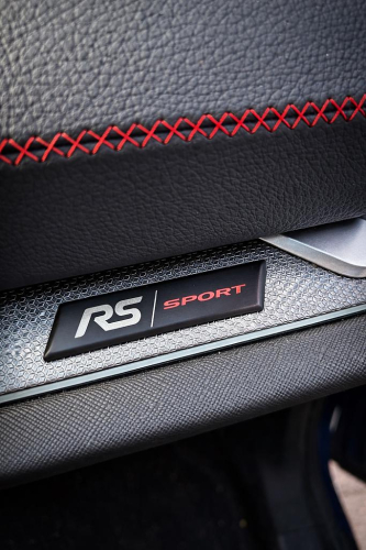 Samolepící interierový štítek RS SPORT - černý