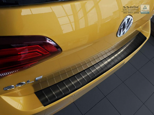 Kryt prahu zadních dveří Volkswagen Golf VII - černý grafit