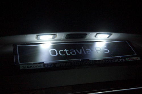 LED osvětlení SPZ Škoda Octavia III