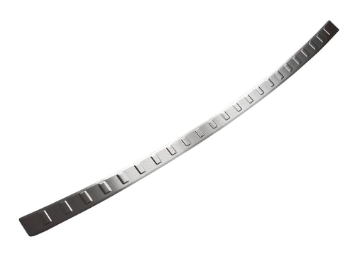 NEREZ kryt prahu zadních dveří Toyota Corolla Cross