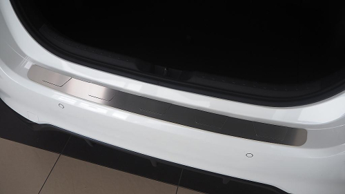 Nerezový kryt prahu zadních dveří Honda Civic XI 5dvéř.