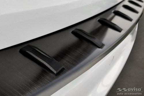 Kryt prahu zadních dveří STRONG EDITION Audi A4 B9 Avant - černý