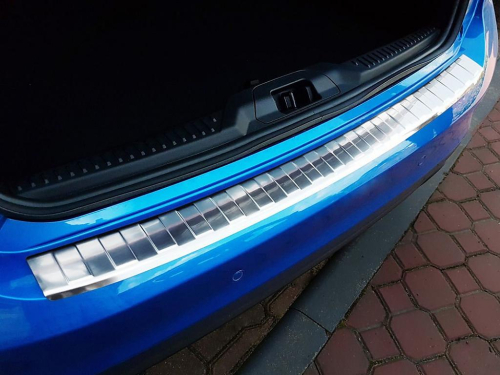 Kryt prahu zadních dveří Ford Focus IV Hatchback