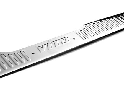 Práh pátých dveří Mercedes Vito