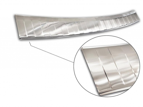 Kryt prahu zadních dveří Volvo V70 III facelift