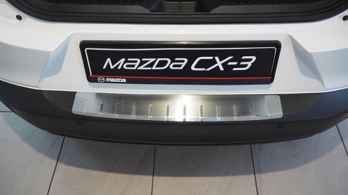 Kryt prahu pátých dveří - nerez Mazda CX-3