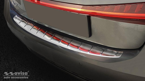 Kryt prahu zadních dveří Audi A6 C9 Avant S-LINE