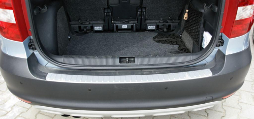 Ochranný panel zadního nárazníku Škoda Yeti štříbrný