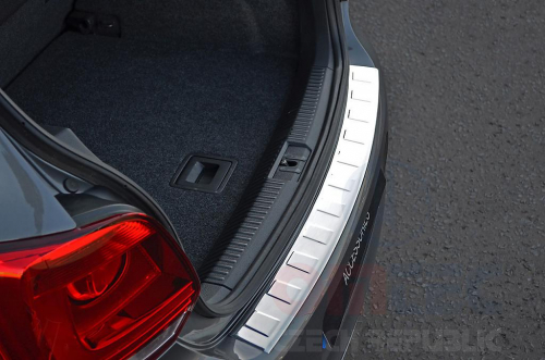 Nerez kryt prahu zadních dveří Volkswagen Polo V hatchback