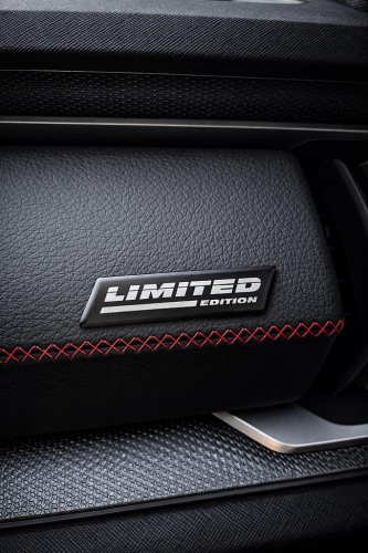 Samolepící interierový štítek Limited Edition - černý