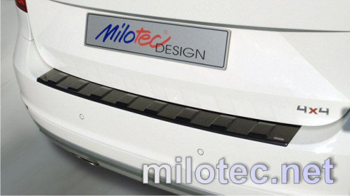 Plastový práh pátých dveří Škoda Yeti Outdoor FL - černý lesklý "klavírlak"