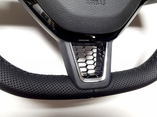 Plaketka volantu RS honeycomb - pro seřízlý sportovní volant Škoda