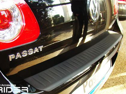 Plastový kryt zadního nárazníku Volkswagen Passat B6