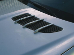 Chrom lišty sání vzduchu na kapotě Mercedes SLK R171