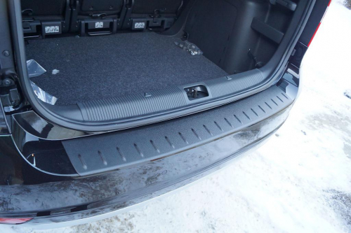 Plastový kryt prahu zadních dveří Škoda Yeti I City facelift - černý dezén