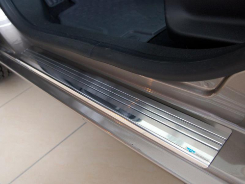 Kryty prahů-nerez+plast Hyundai Elantra VII