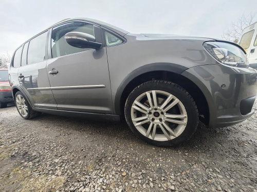 Plastové lemy blatníků Volkswagen Touran I