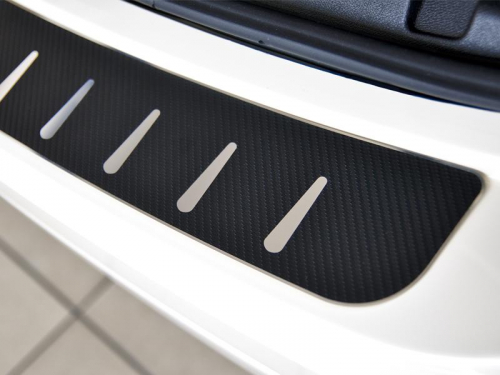 Kryt prahu pátých dveří - nerez+karbon folie BMW X1 facelift