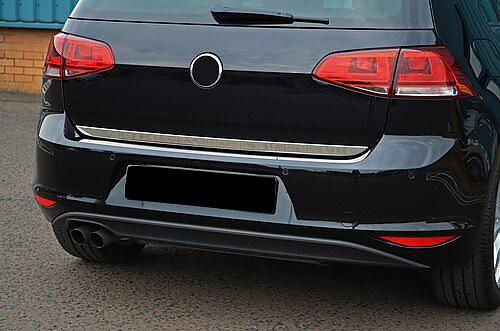 Nerez chrom lišta spodní hrany zadních dveří Volkswagen Golf VII