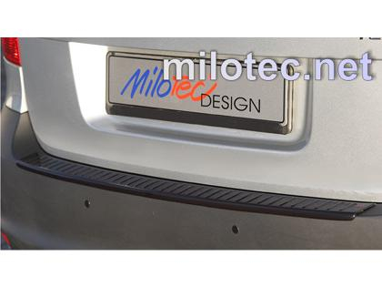 Plastový práh pátých dveří Škoda Yeti - černý lesklý "klavírlak"