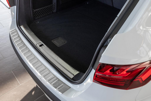 NEREZ kryt prahu zadních dveří Audi A4 B9 Avant