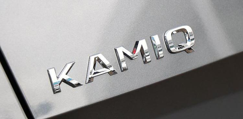 Zadní nápis KAMIQ - chromový, originál Škoda Auto