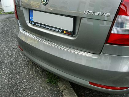Práh pátých dveří nerez Škoda Octavia II