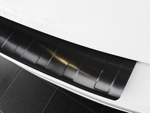 Kryt prahu zadních dveří Audi A4 B9 Avant - černý grafit
