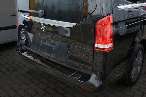 Karbonový kryt prahu zadních dveří Mercedes V Class (VITO / VIANO)