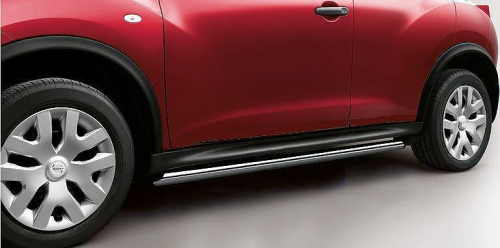 OEM boční nerezové prahy Nissan JUKE 