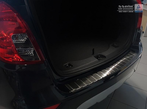 Kryt prahu zadních dveří Opel Mokka X - černý grafit