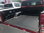 Plastové kryty hrany korby Nissan Navara III