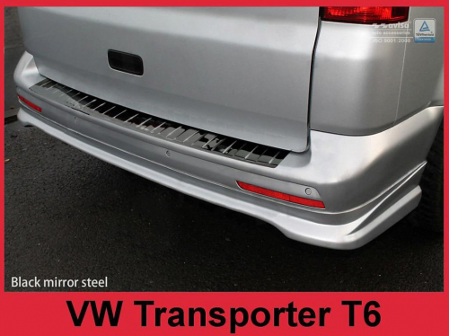 Kryt prahu zadních dveří VW Transporter T6