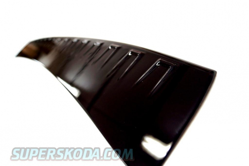 Plastový kryt prahu zadních dveří Škoda Yeti I City facelift - Glossy Black VV