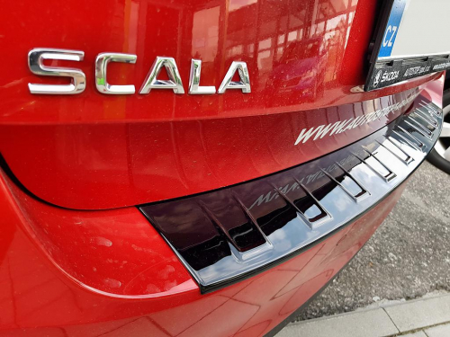 Kryt prahu zadních dveří Škoda SCALA - GLOSSY BLACK