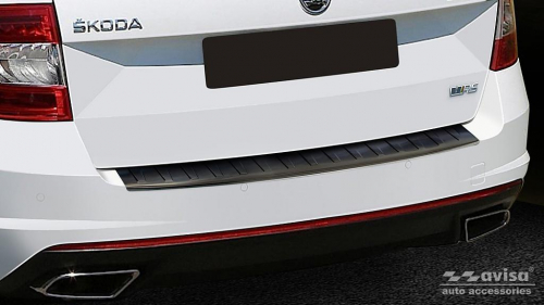 Kryt prahu zadních dveří Škoda Octavia III combi RS - černý grafit